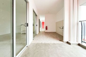 BRAND NEW & 10 MIN KE ELMINA LAKESIDE MALL ❗️ Pangsapuri Harmoni Elmina 1, Elmina West, Shah Alam For Sale!