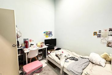 💥💥 RENOVATED UNIT & PARTIAL FURNISHED 💥💥 Double Storey Terrace Setia Permai 2 @ Setia Alam