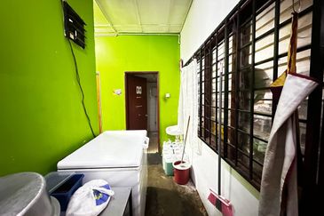 TERMURAH 🔥🔥🔥 1.5 Storey Shoplot FACING OPEN  Taman Ttdi Jaya Shah Alam  