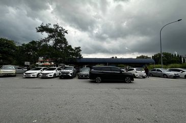 TERMURAH 🔥🔥🔥 1.5 Storey Shoplot FACING OPEN  Taman Ttdi Jaya Shah Alam  