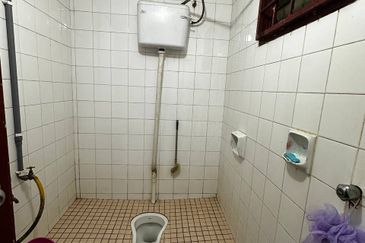 TERMURAH 🔥🔥🔥 1.5 Storey Shoplot FACING OPEN  Taman Ttdi Jaya Shah Alam  