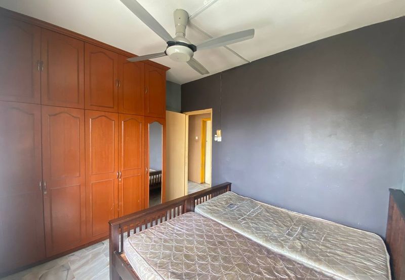 Astana Alam Apartment