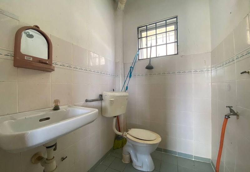 Astana Alam Apartment