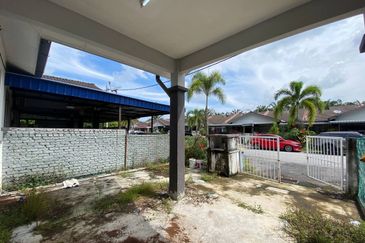 SINGLE STOREY Taman Mawar Jingga, Banting, Selangor