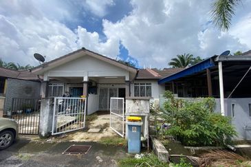 SINGLE STOREY Taman Mawar Jingga, Banting, Selangor
