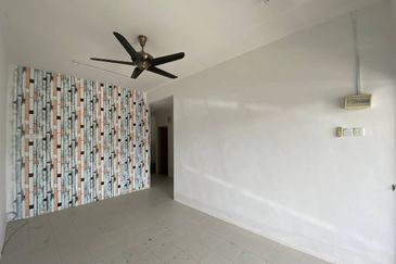 SINGLE STOREY Taman Mawar Jingga, Banting, Selangor