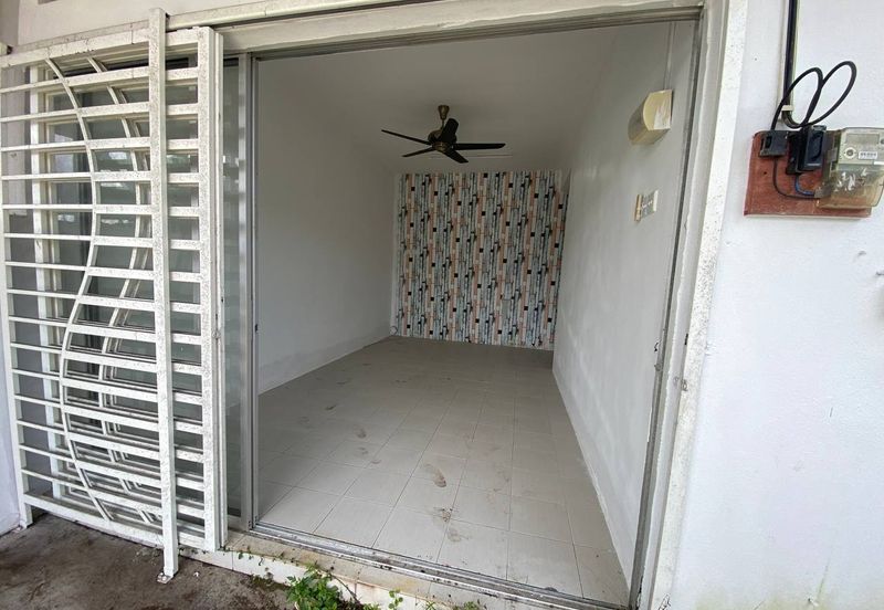 SINGLE STOREY Taman Mawar Jingga, Banting, Selangor