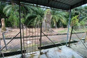 SINGLE STOREY Taman Mawar Jingga, Banting, Selangor