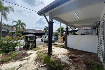 SINGLE STOREY Taman Mawar Jingga, Banting, Selangor