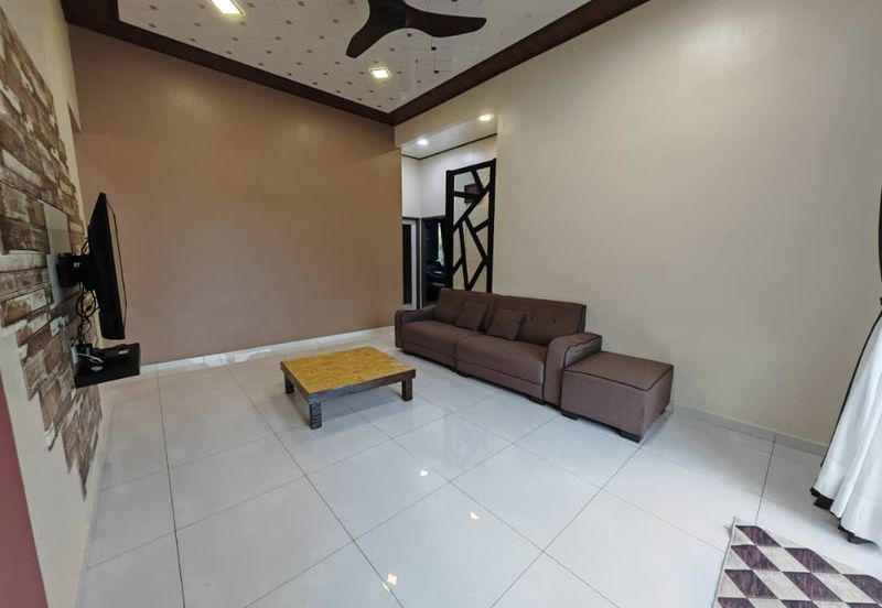 RUMAH BANGLO MEWAH DAN TANAH HAMPIR 1 RELUNG DI KURONG BATANG UNTUK DIJUAL 