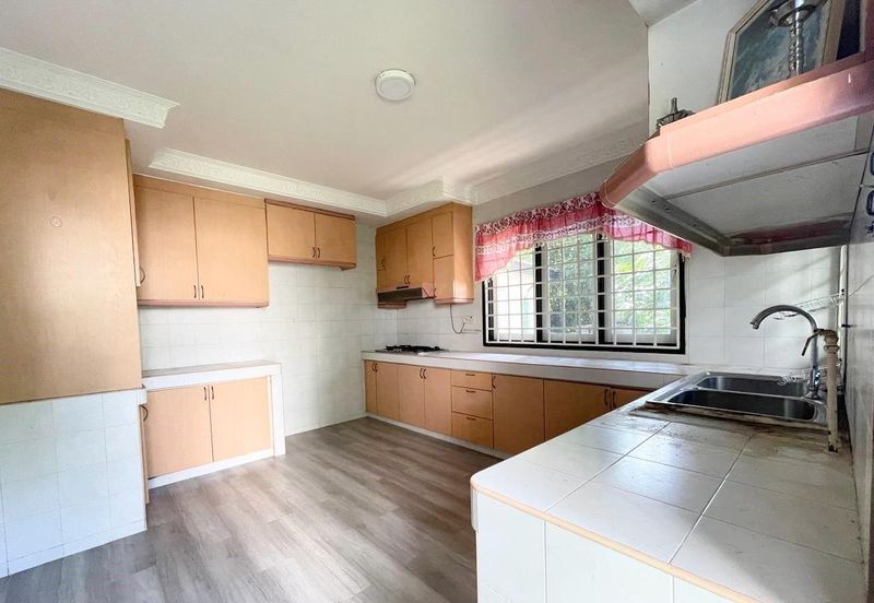 CORNER | Bungalow 2 Storey House Taman Sri Kelana SS 7 Kelana Jaya Petaling Jaya for sale