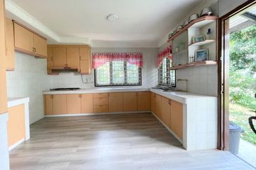 CORNER | Bungalow 2 Storey House Taman Sri Kelana SS 7 Kelana Jaya Petaling Jaya for sale