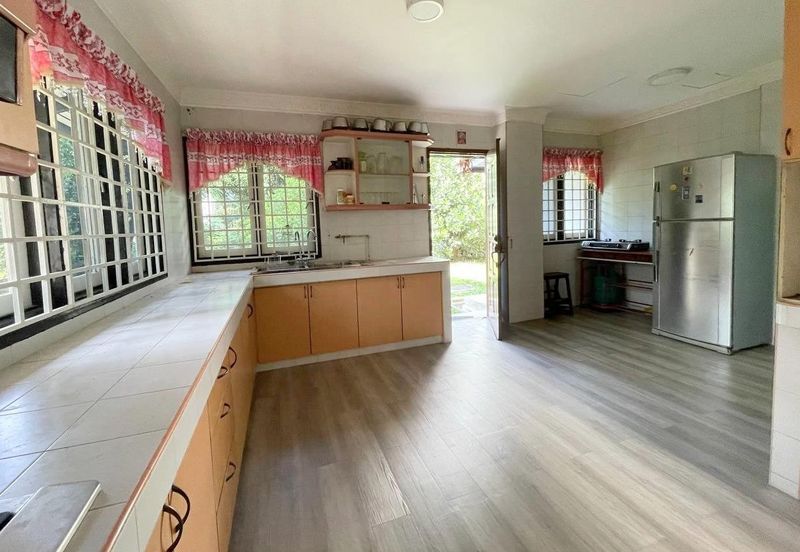 CORNER | Bungalow 2 Storey House Taman Sri Kelana SS 7 Kelana Jaya Petaling Jaya for sale