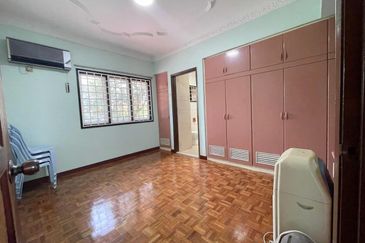 CORNER | Bungalow 2 Storey House Taman Sri Kelana SS 7 Kelana Jaya Petaling Jaya for sale