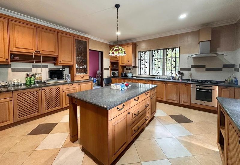 Kemensah Villa Condominium