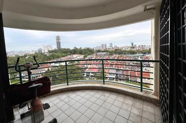 Bukit Desa Condominium