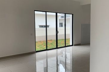 Semi Detached Double Storey House Sejati Lakeside 2 Cyberjaya