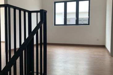 Semi Detached Double Storey House Sejati Lakeside 2 Cyberjaya