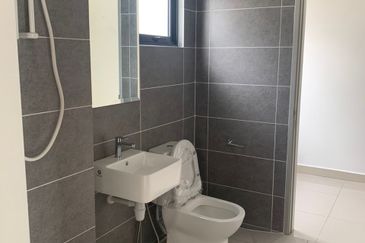 Semi Detached Double Storey House Sejati Lakeside 2 Cyberjaya