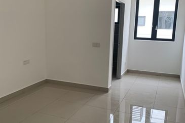 Semi Detached Double Storey House Sejati Lakeside 2 Cyberjaya