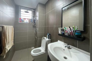 Platinum Splendor Residence