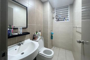 Platinum Splendor Residence