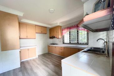 CORNER | Bungalow 2 Storey House Taman Sri Kelana SS 7 Kelana Jaya Petaling Jaya