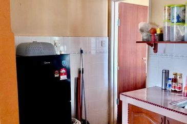 Astana Alam Apartment