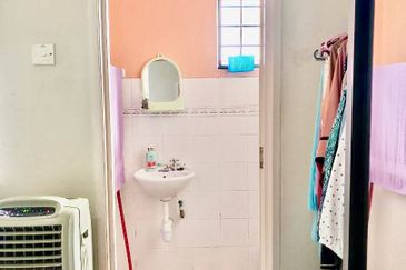 Astana Alam Apartment