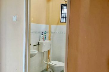 Astana Alam Apartment