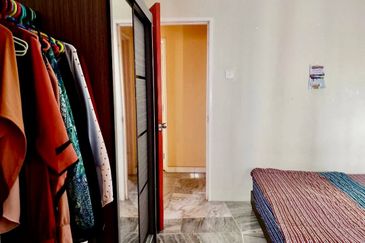 Astana Alam Apartment