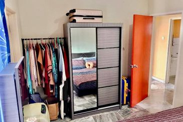 Astana Alam Apartment