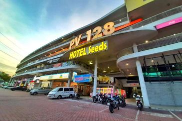 PV 128 Setapak Corner Lot Retail 1.5 Storey Shop Lot