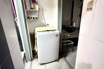 RUMAH FULLY RENO CANTIK DI TAMAN TEJA, CHANGLUN UNTUK DIJUAL