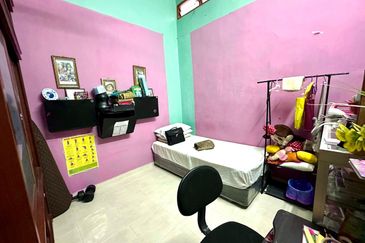 RUMAH FULLY RENO CANTIK DI TAMAN TEJA, CHANGLUN UNTUK DIJUAL