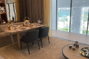 Henna Residence @ The Quartz