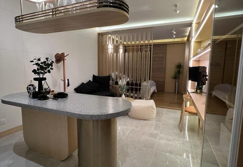 R Suites Chancery Residences