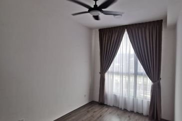 Henna Residence @ The Quartz