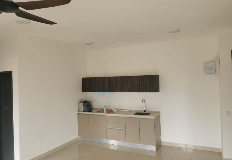 Henna Residence @ The Quartz