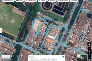 MENJALARA 8 @ KEPONG