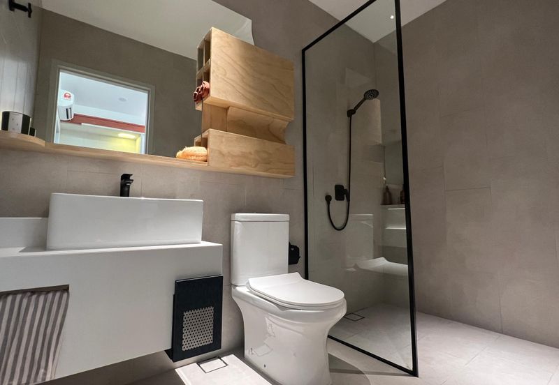 Freehold Low Density Doorstep to Unit KL Skyline Forest Quartz View