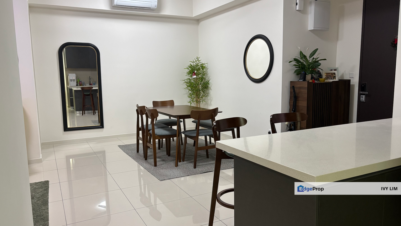 Covered Walkway to LRT Sri Rampai Fully Furnished 3CarPark SideBySide 4Bedrooms 3Bathrooms Dry Wet Kitchen Ready Move In Anytime, Kuala Lumpur, Wangsa Maju