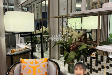 Henna Residence @ The Quartz