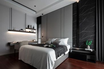 Low Density Freehold Condo Fully Furnish