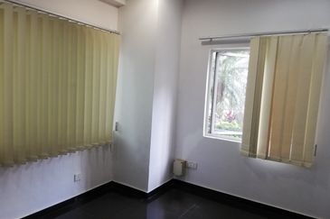 Subang Boulevard Condominium shop /retail 