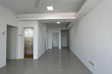 Azaria Apartment @ Bandar Paklands