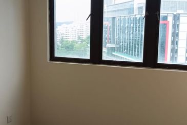 Sunway Lagoonview Condominium for sale. Price is negotiable