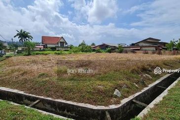Lot Tanah Banglo Tok Sira Kuantan