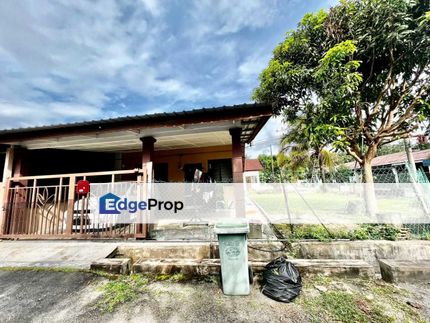 Teres Corner Lot Sri Mahkota Permai Kuantan Batu11, Pahang, Kuantan