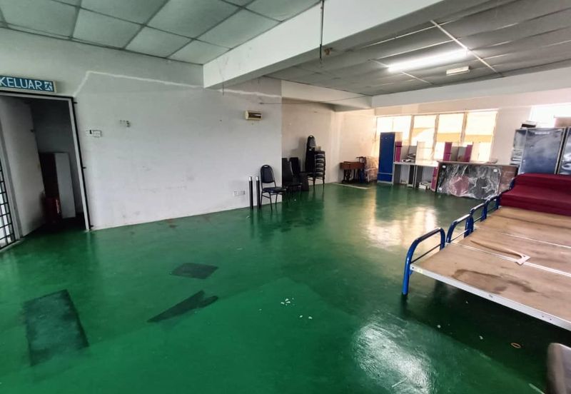 Lot Kedai 2 Tingkat Bandar Satelit Muadzam Shah